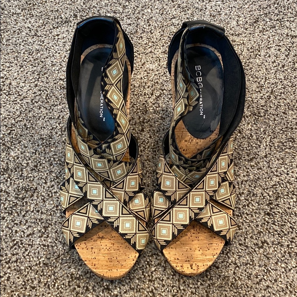 BCBG Women's Geometric Tan Heeled Sandals Espadrilles, Size 8